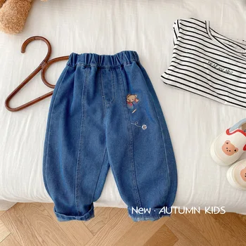 Корейская версия осенних детских джинсов для мальчиков и девочек, прямые брюки с вышивкой, мягкие длинные